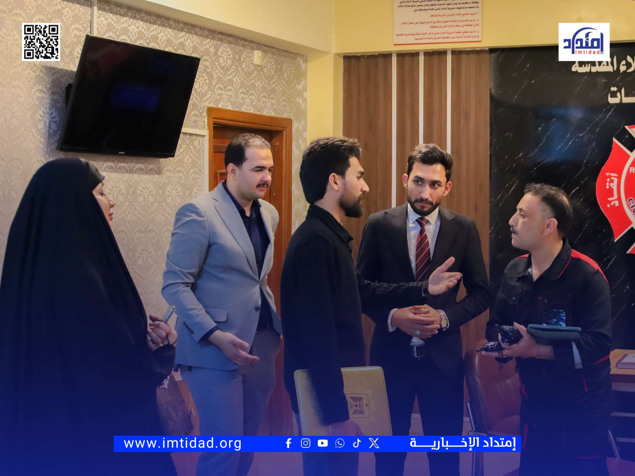 جولة ميدانية تكشف آليات الاستجابة السريعة داخل غرفة عمليات الدفاع المدني.